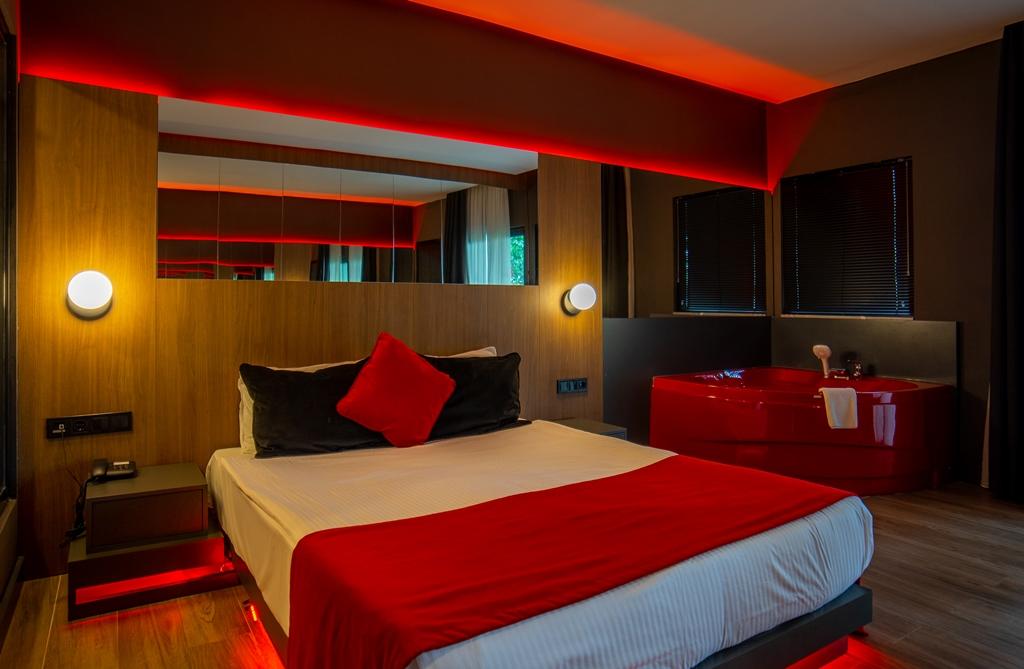 AMON HOTELS BELEK (ADULTS ONLY 16+) - Pokoje - RED ROOM