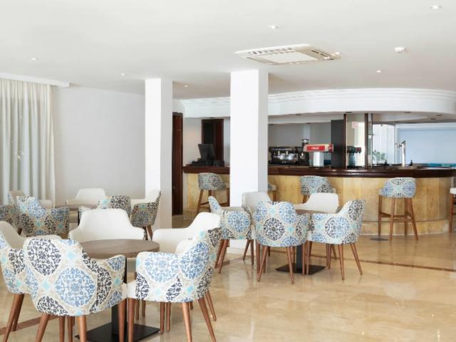 ALUA SUITES LAS ROCAS - Bary - Bary