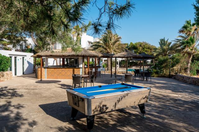 ALUA SUITES LAS ROCAS - Bary - POOL BAR