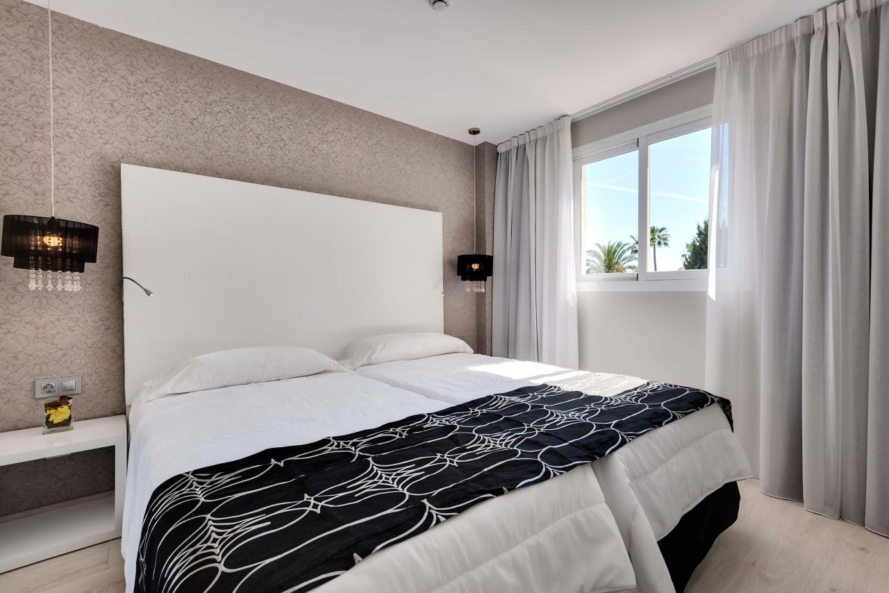 ALCUDIA GARDEN APARTHOTEL - Pokoje - SUITE WITH BALCONY (S SUIT