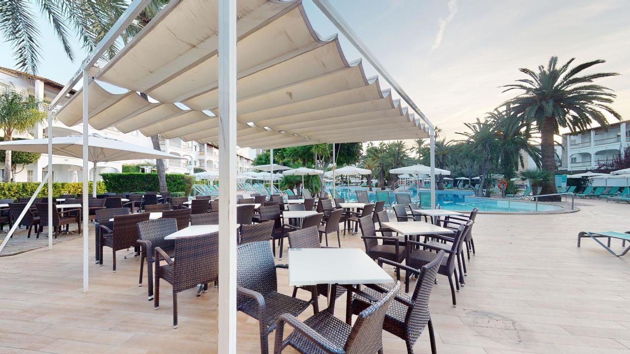 ALCUDIA GARDEN APARTHOTEL - Restaurace - POOL BAR/CAFETERIA
