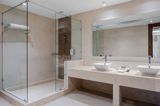 PICKALBATROS VITA RESORT PORTOFINO - Pokoje - Royal Suite Sea V
