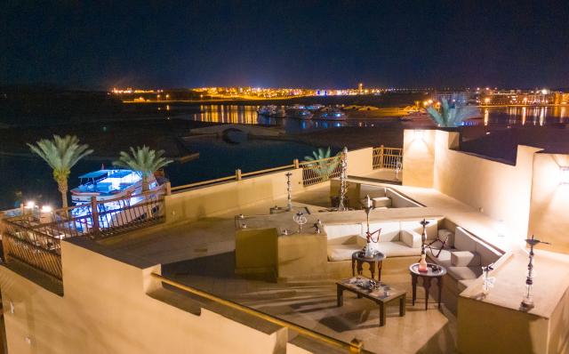 MARINA LODGE AT PORT GHALIB - Bary - VIZ Bar (Roof Top)