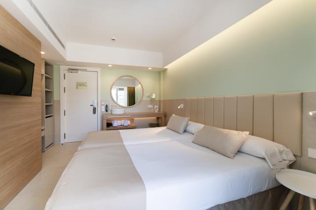 BORDOY COSMOPOLITAN - Pokoje - DB TWIN ROOM BALCONY OR TERRACE