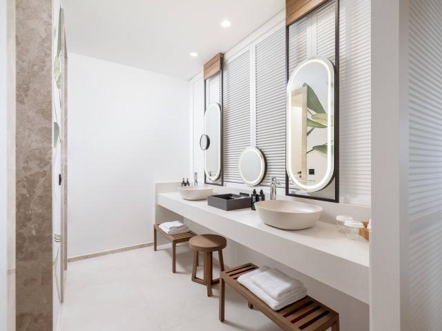 ANDA BARUT COLLECTION - Pokoje - Deluxe Double 4 Swim-Up Room S