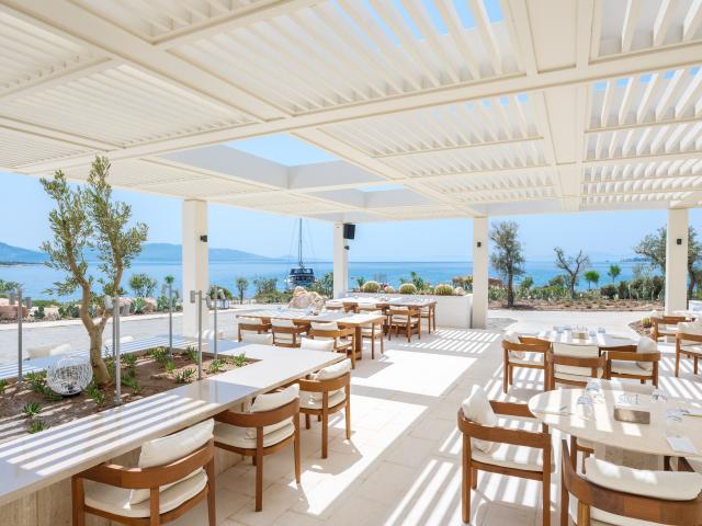 ANDA BARUT COLLECTION - Restaurace - Beach Lunch