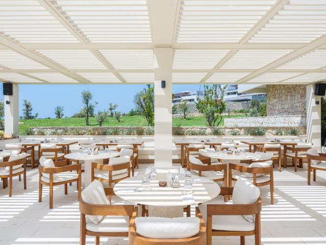 ANDA BARUT COLLECTION - Restaurace - Beach Lunch