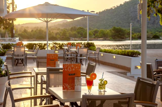VIVA EDEN LAGO - Bary - Lounge Bar Babalu
