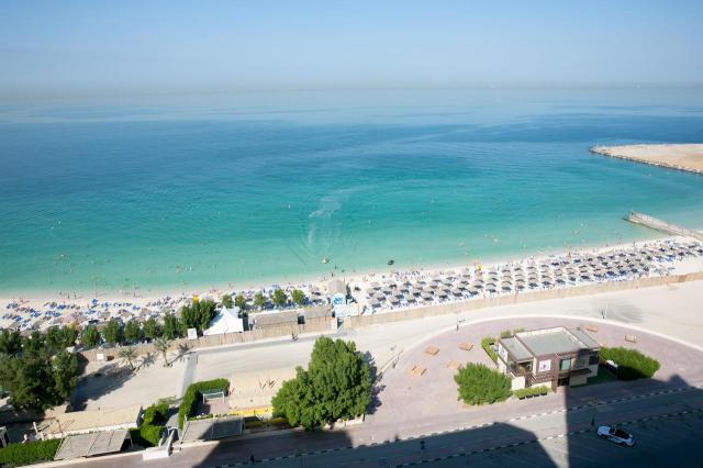 RAMADA BEACH HOTEL AJMAN - Pláž - Pláž