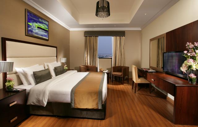 RAMADA HOTEL & SUITES AJMAN - Pokoje - STUDIO ROOM