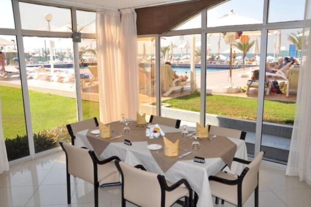 SHARJAH CARLTON HOTEL - Restaurace - Ostatní