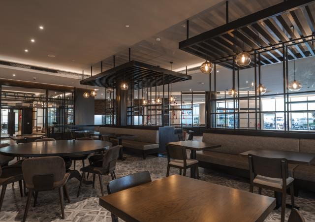 RADISSON RESORT RAS AL KHAIMAH, MARJAN ISLAND - Restaurace - RB