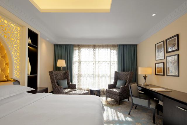 SHERATON SHARJAH BEACH RESORT & SPA - Pokoje - Deluxe Room City