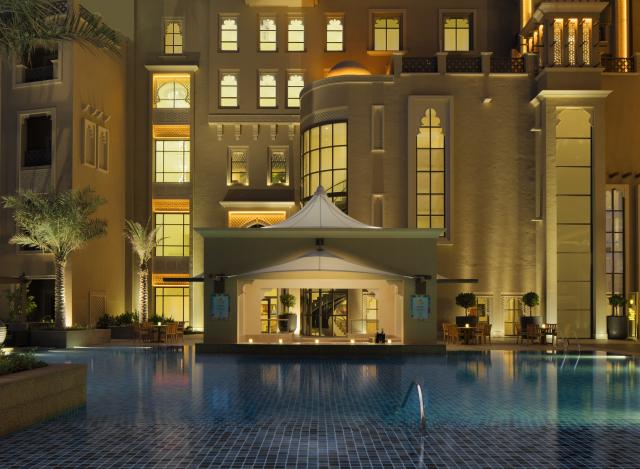 SHERATON SHARJAH BEACH RESORT & SPA - Bary - Pool Bar