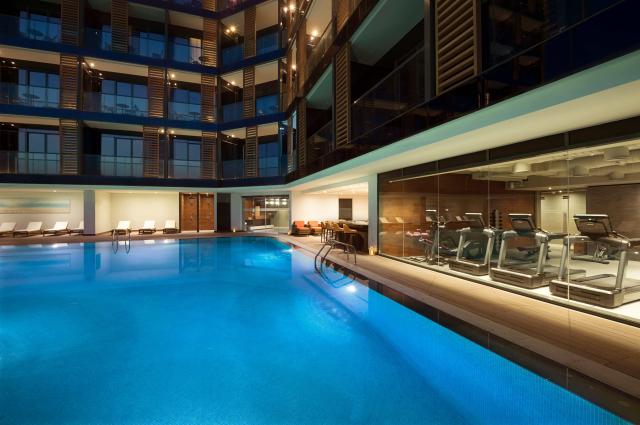 WYNDHAM GARDEN AJMAN CORNICHE - Bazény - Venkovní bazén