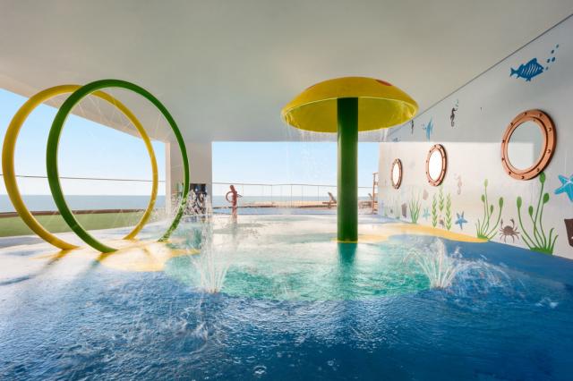 WYNDHAM GARDEN AJMAN CORNICHE - Miniklub - Miniklub