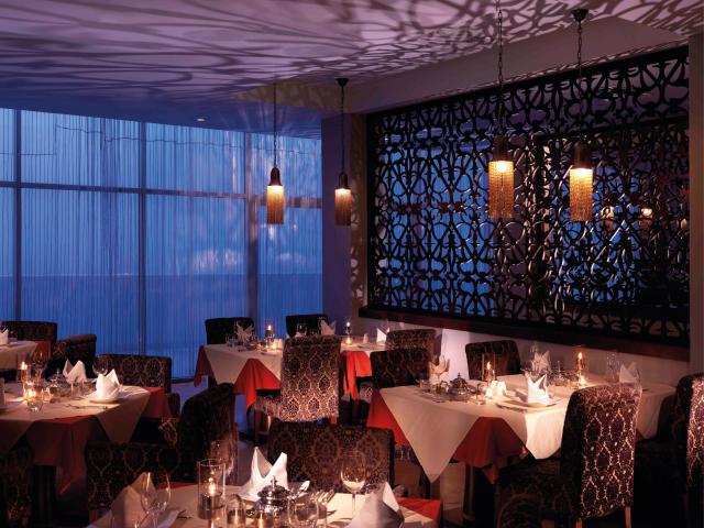 RADISSON BLU RESORT FUJAIRAH - Restaurace - Al Nokhada