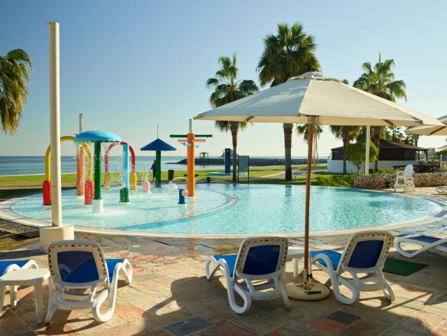 RADISSON BLU RESORT FUJAIRAH - Bazény - Venkovní dětský bazén