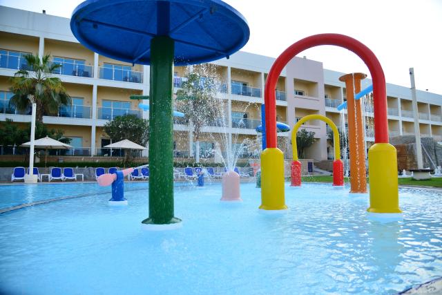 RADISSON BLU RESORT FUJAIRAH - Bazény - Venkovní dětský bazén