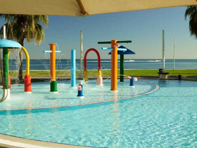 RADISSON BLU RESORT FUJAIRAH - Bazény - Venkovní dětský bazén