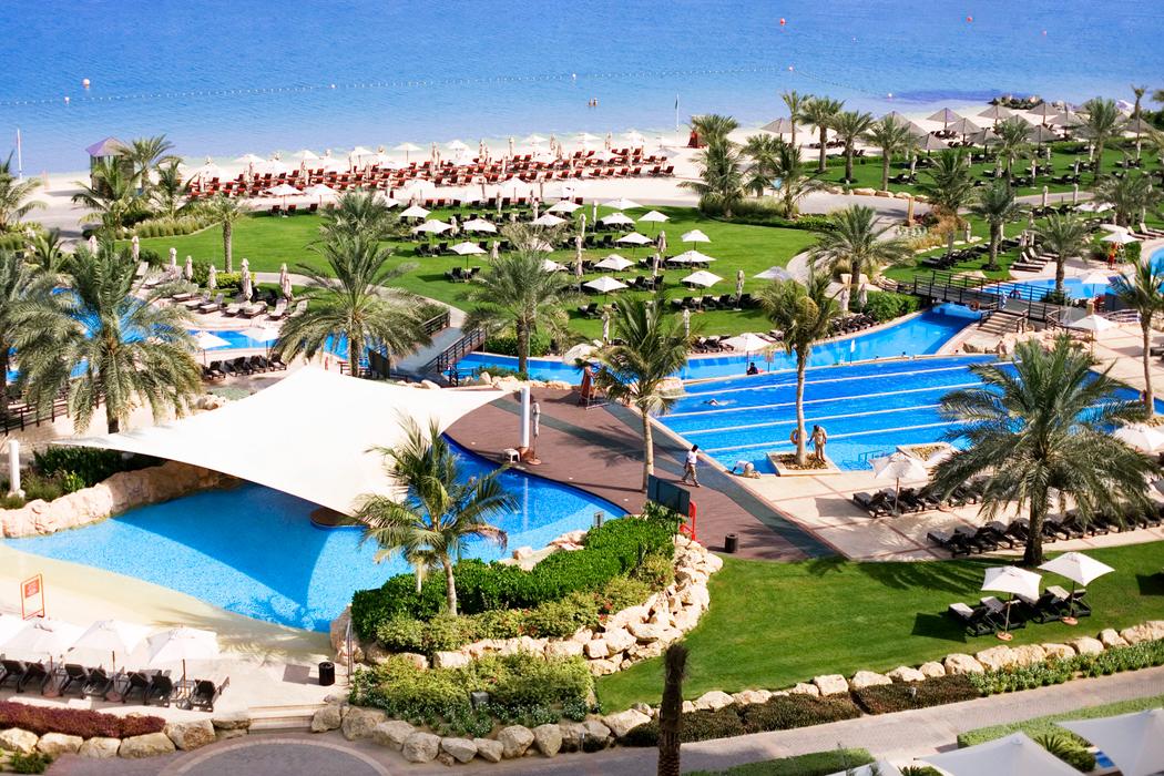 Le Méridien Mina Seyahi Beach Resort & Waterpark