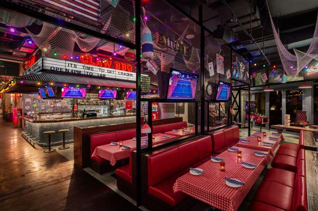 HAMPTON BY HILTON MARJAN ISLAND - Restaurace - Claw BBQ