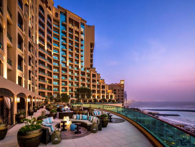 FAIRMONT AJMAN - Obecné - Hlavní budova