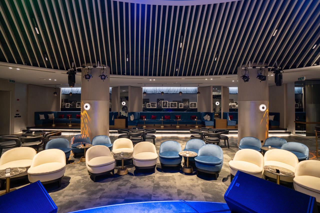 AKRA KEMER - Bary - LUNA JAZZ BAR