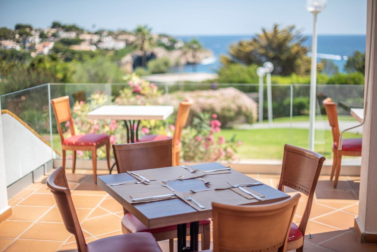 BLAU PUNTA REINA RESORT - Restaurace - MAIN RESTAURANT