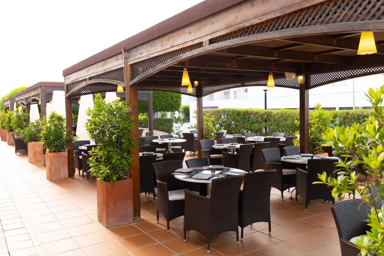 BLAU PUNTA REINA RESORT - Restaurace - LA FINCA