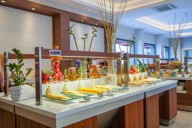 ADA JULIAN HOTEL - Restaurace - Down town Restoran