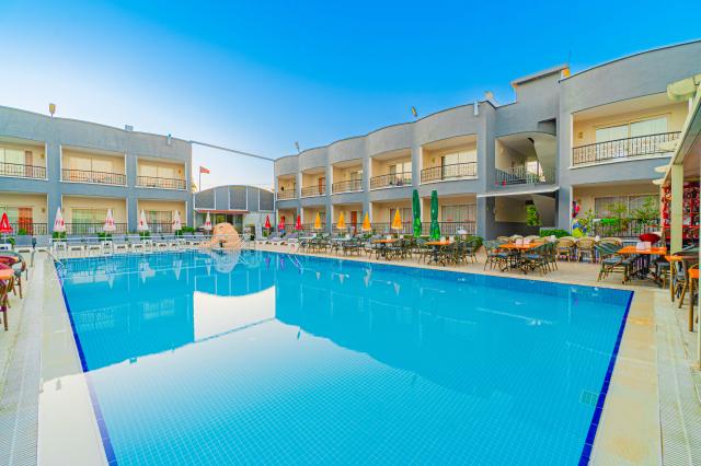 SAYANORA HOTEL - Bazény - Hlavní budova