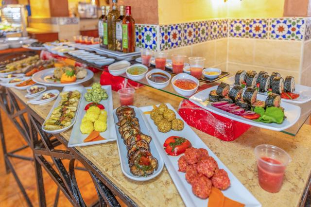 PROTELS BEACH CLUB & SPA RESORT - Restaurace - Main Restaurant 