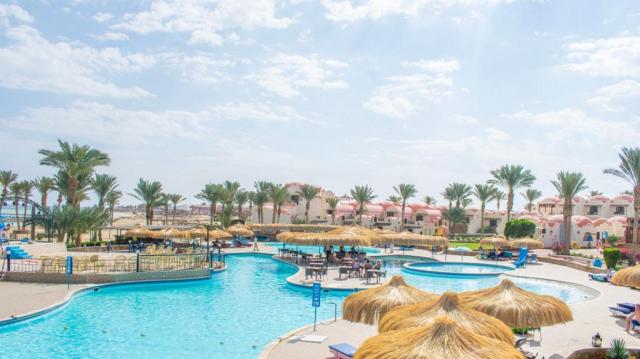 PROTELS BEACH CLUB & SPA RESORT - Bazény - Venkovní bazén