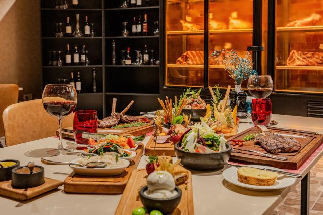 BERGIZ HOTELS & RESORTS KEMER - Restaurace - ALEKXANDER'S STEAK
