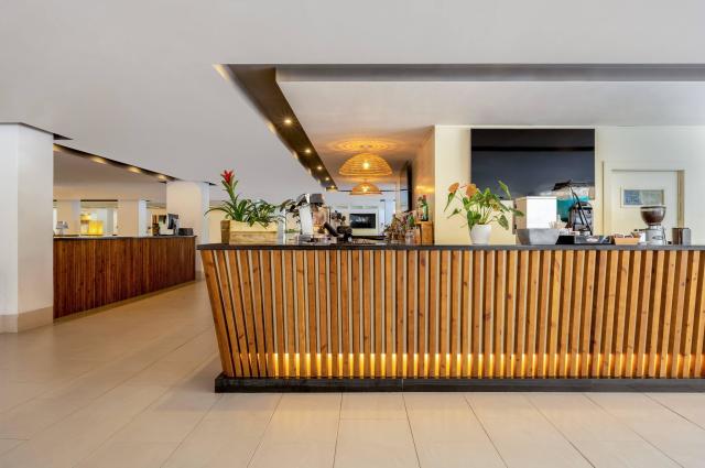 SOL PALMANOVA - Bary - LOUNGE BAR