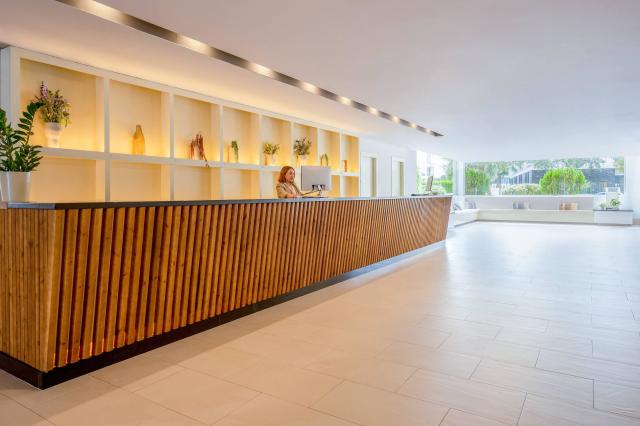 SOL PALMANOVA - Bary - LOUNGE BAR