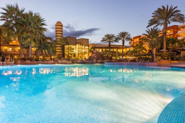ELBA CARLOTA BEACH & GOLF RESORT - Bazény - Venkovní bazén