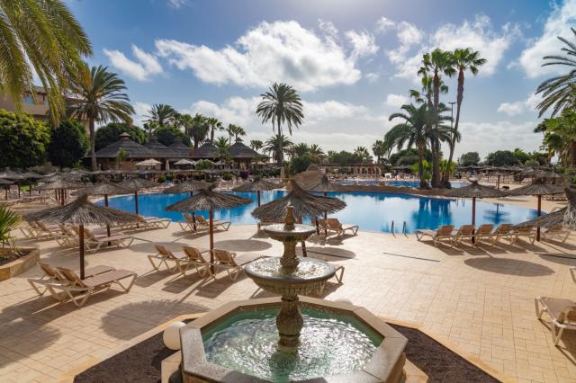 ELBA CARLOTA BEACH & GOLF RESORT - Bazény - Venkovní bazén