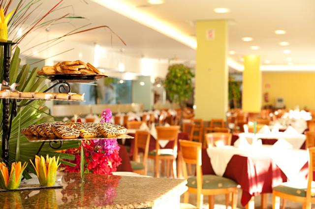 LIVVO COSTA TAURITO - Restaurace - Buffet