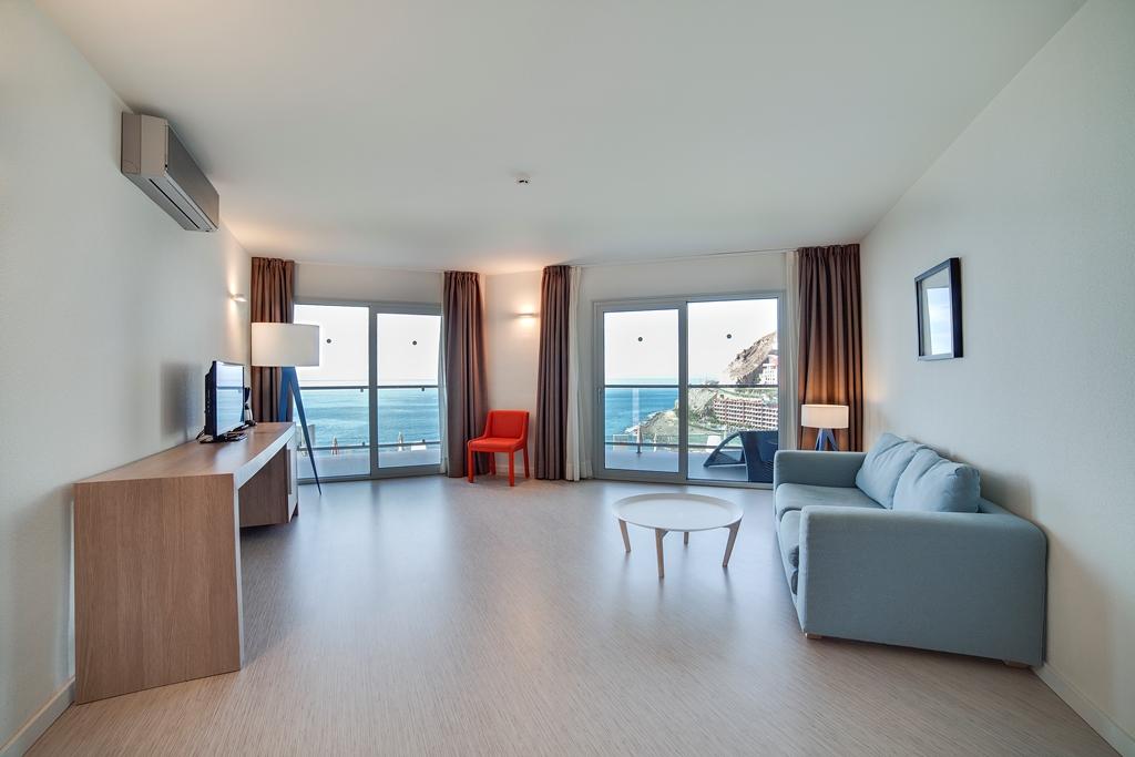 RIVIERA VISTA - Pokoje - 3 BEDROOM SUITE WITH SEA VIEW AND BALC