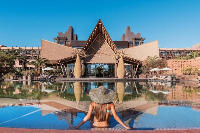 LOPESAN BAOBAB RESORT - Obecné - Hlavní budova