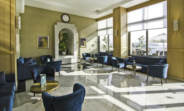 KORUMAR HOTEL DE LUXE - Bary - LOBBY