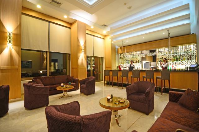 KORUMAR HOTEL DE LUXE - Bary - LOBBY