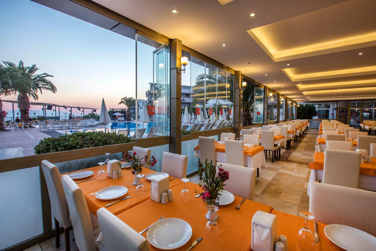 CITYS HILL HOTEL - Restaurace - MAIN RESTAURANT