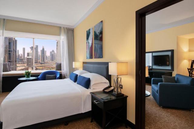 TOWERS ROTANA HOTEL - Pokoje - ONE BEDROOM SUITE W/ LOUNGE ACCE