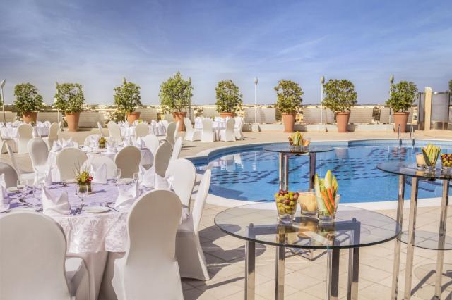 TOWERS ROTANA HOTEL - Bazény - Venkovní bazén