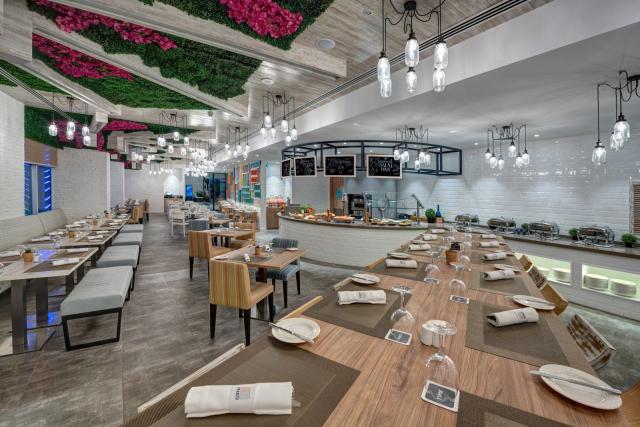 TIME OAK HOTEL & SUITES - Restaurace - Pranzo Eatery