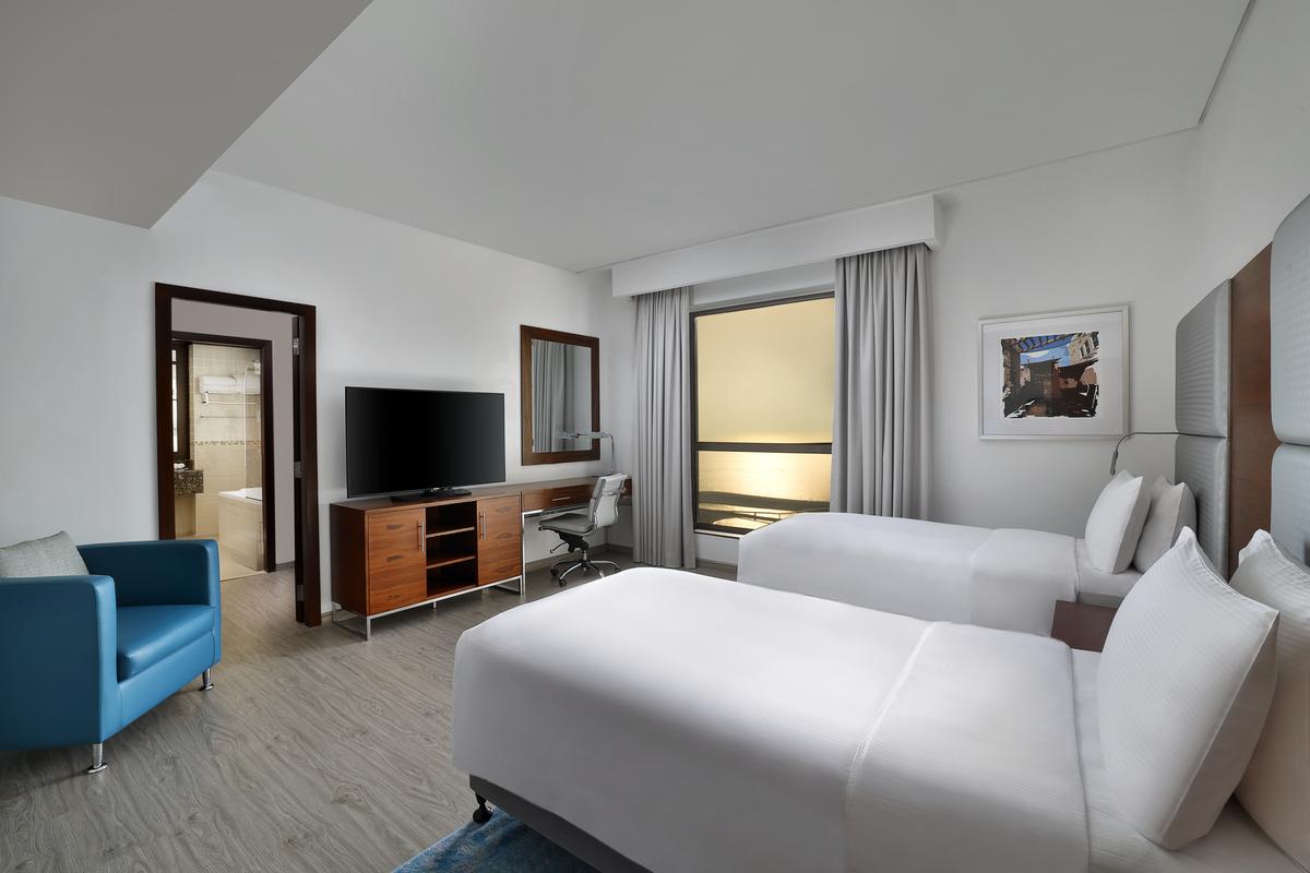 HILTON DUBAI THE WALK - Pokoje - FOUR BEDROOM FAMILY SUITE SEA