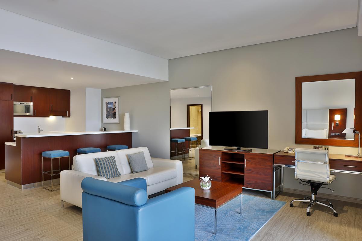 HILTON DUBAI THE WALK - Pokoje - JUNIOR SUITE SEA VIEW WITH BAL
